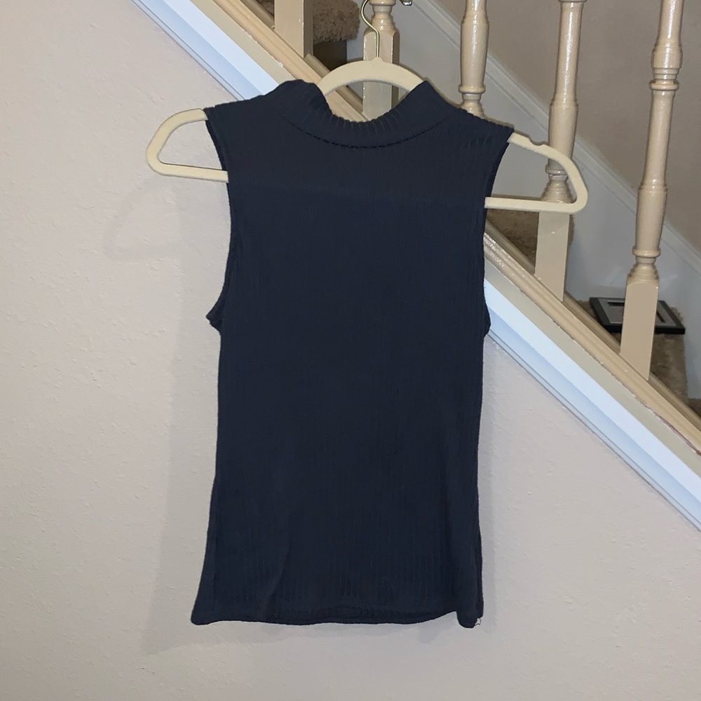 Emory park size small sweater tank